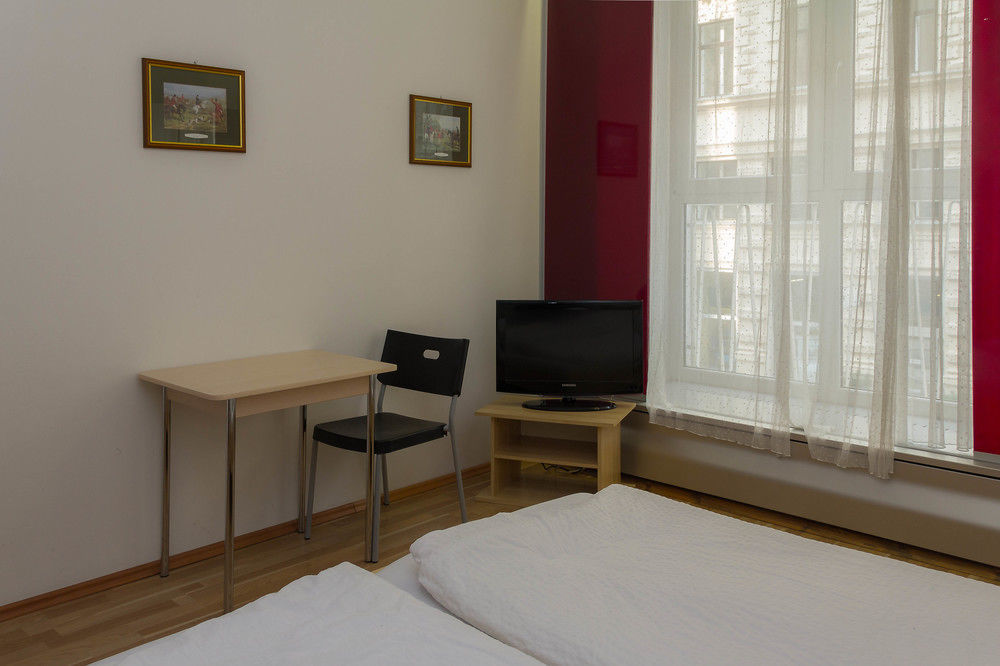 Dan In'N Out Hotel Vienna Luaran gambar